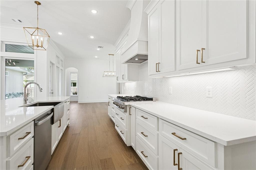 Covington, Louisiana, 70433, United States, 4 Bedrooms Bedrooms, ,3 BathroomsBathrooms,Residential,For Sale,1989421