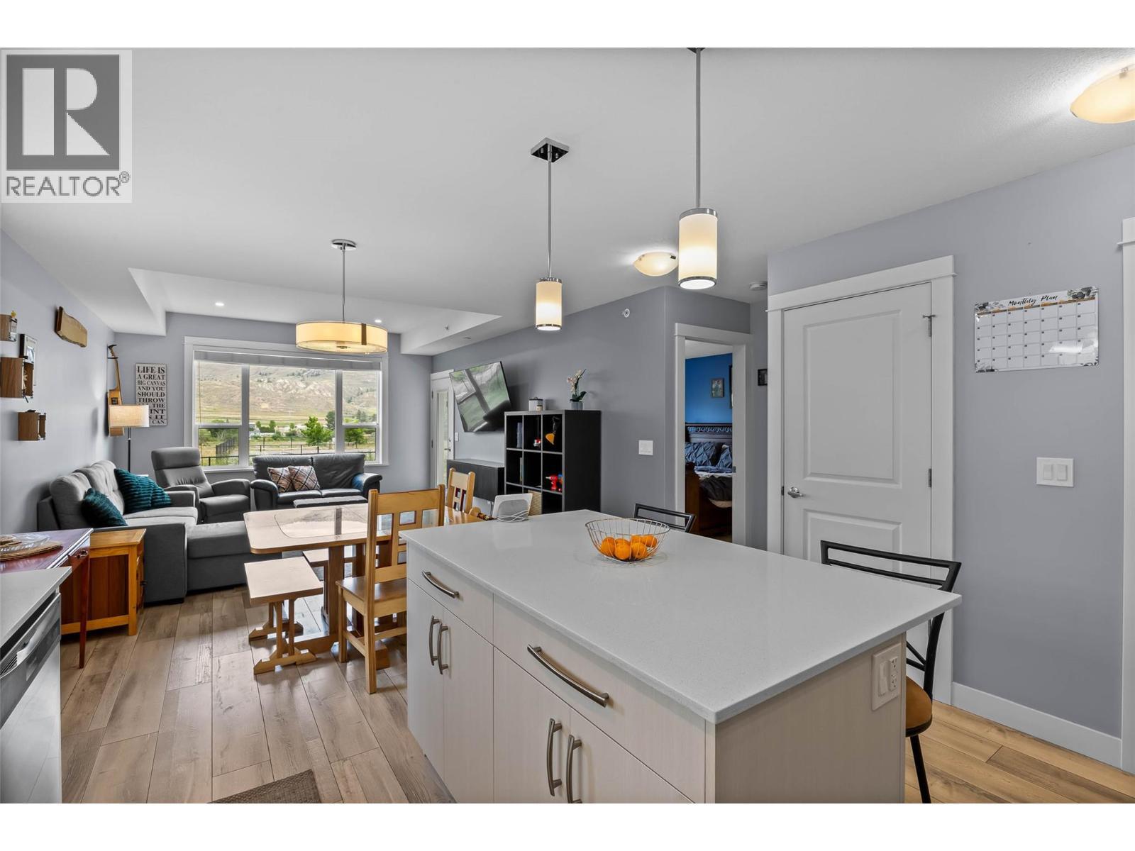 KAMLOOPS, British Columbia, V2C 0G8, CA, 3 Bedrooms Bedrooms, ,2 BathroomsBathrooms,Residential,For Sale,1951302