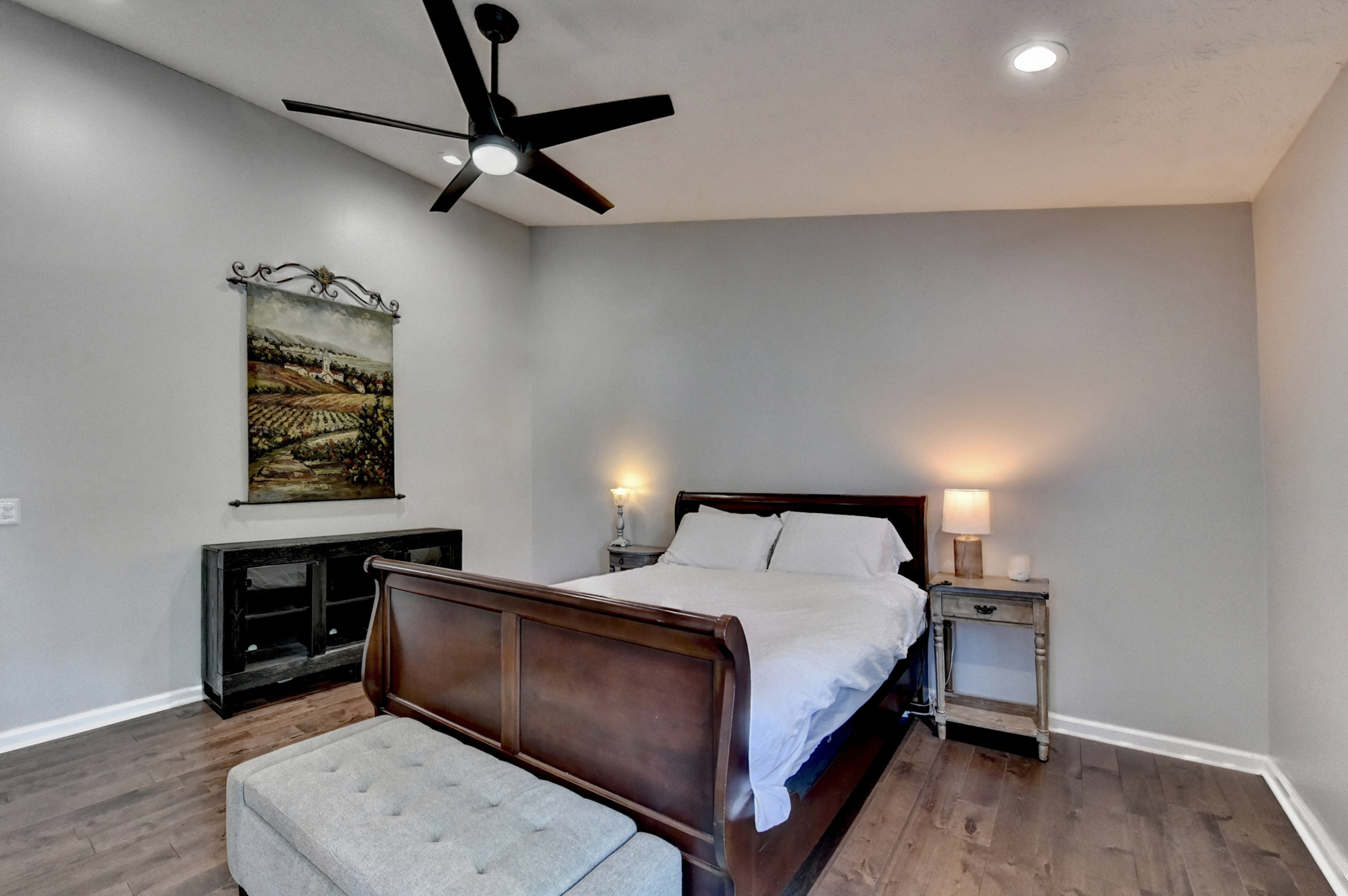  Welcome to this Renovated Home in Keheley Bend - 物件實景