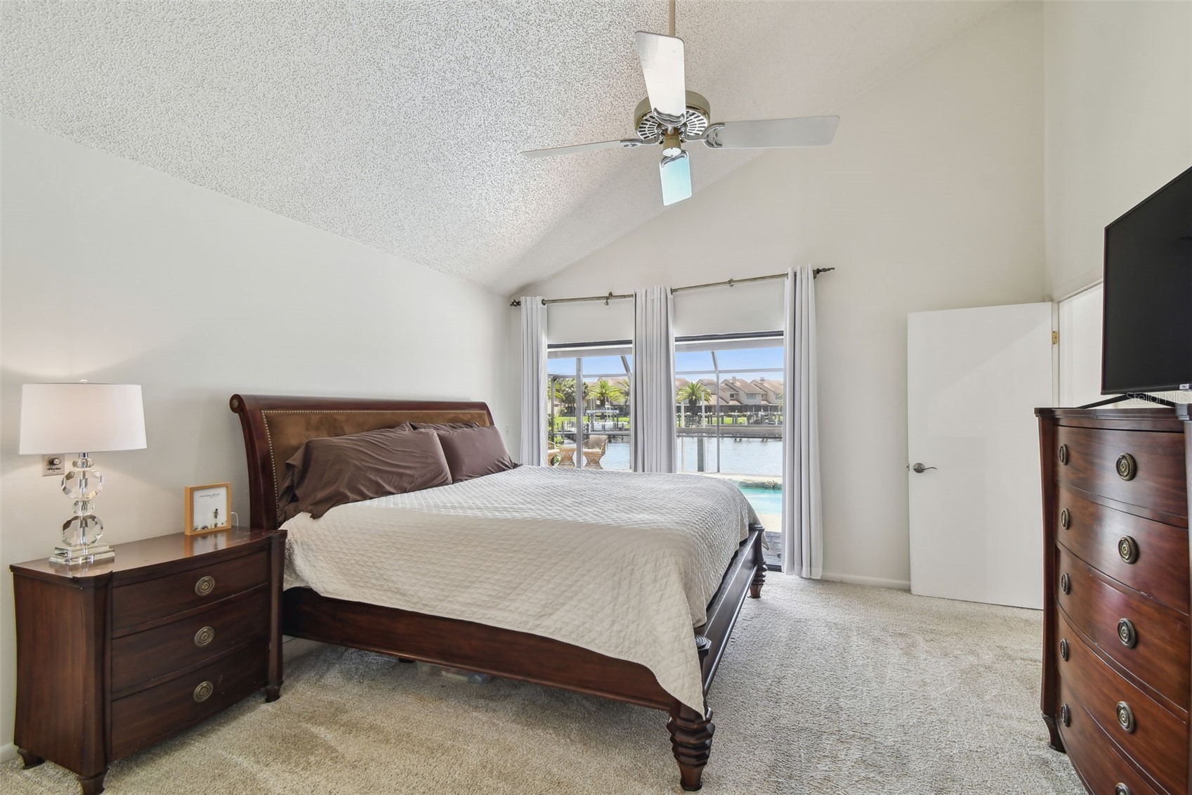 Tampa, Florida, 33615, United States, 3 Bedrooms Bedrooms, ,2 BathroomsBathrooms,Residential,For Sale,1915147
