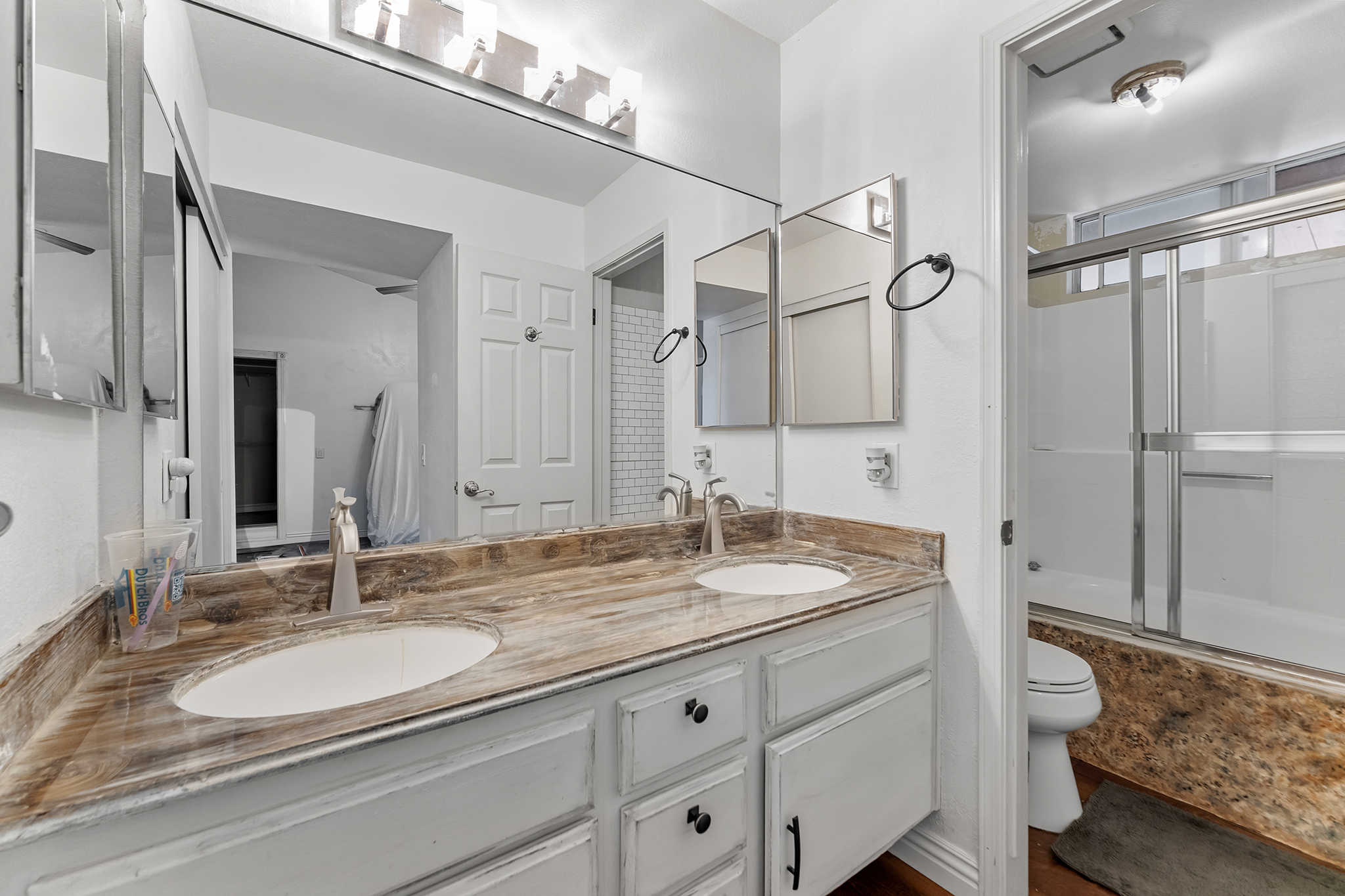 Banning, California, 92220, United States, 4 Bedrooms Bedrooms, ,2 BathroomsBathrooms,Residential,For Sale,1983509