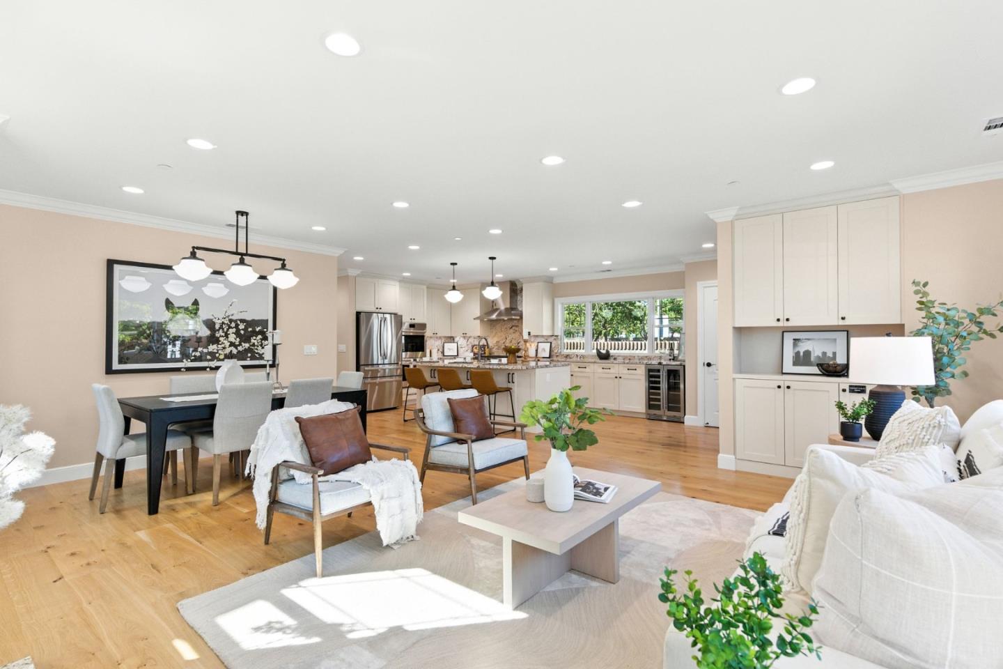 San Mateo, California, 94402, United States, 5 Bedrooms Bedrooms, ,4 BathroomsBathrooms,Residential,For Sale,1941732