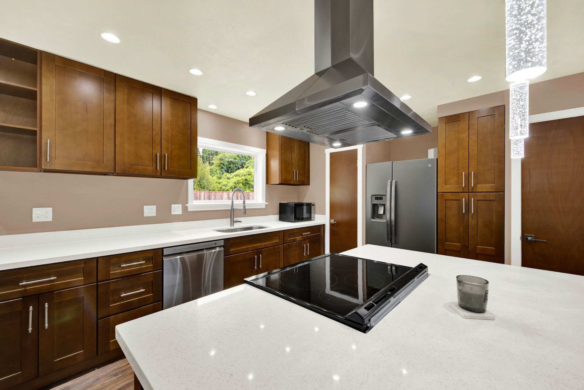  Wonderfully Updated Browns Valley Home - 物件實景