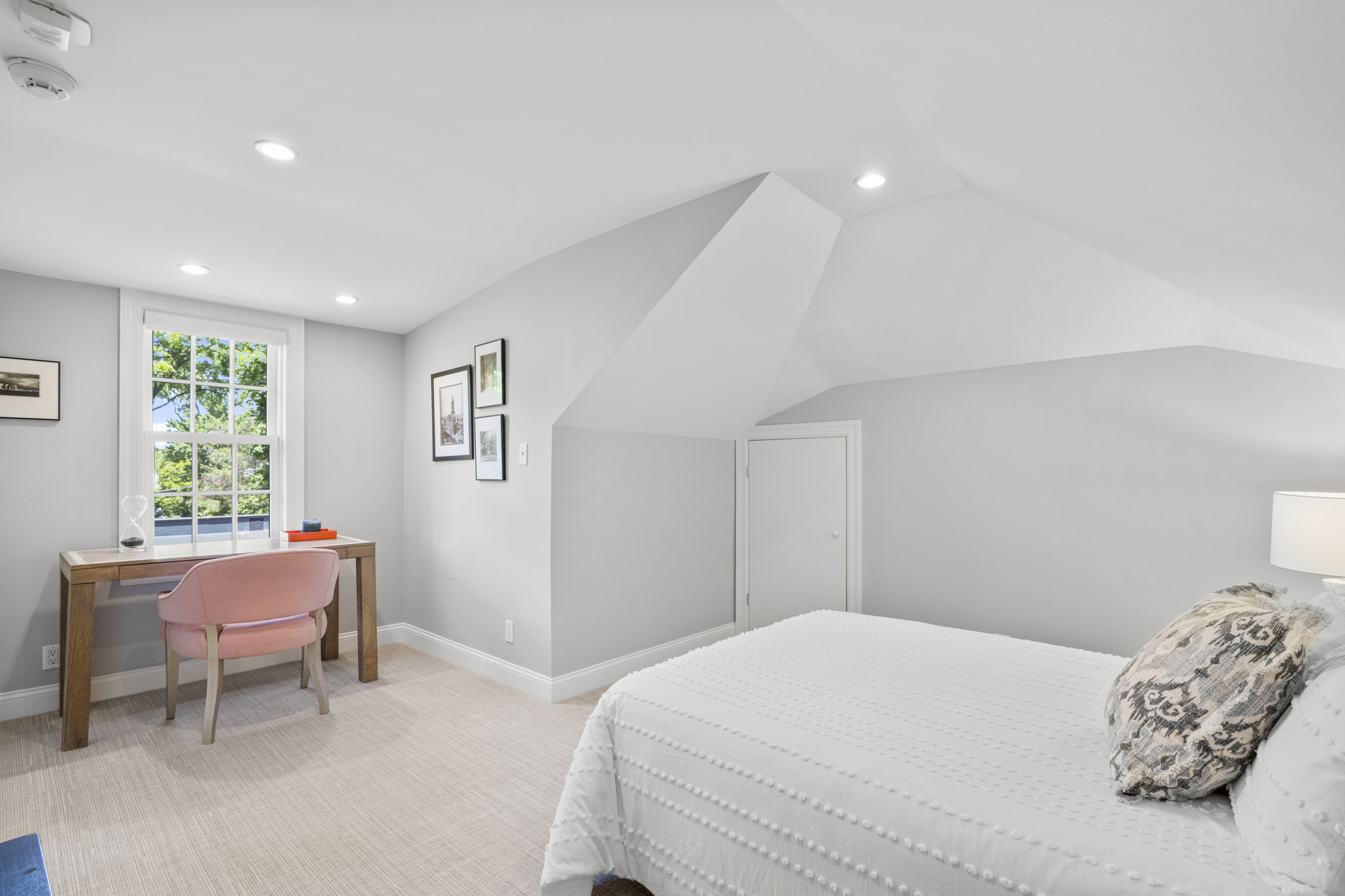  Distinquished Larchmont Manor Brick Colonial - 物件實景