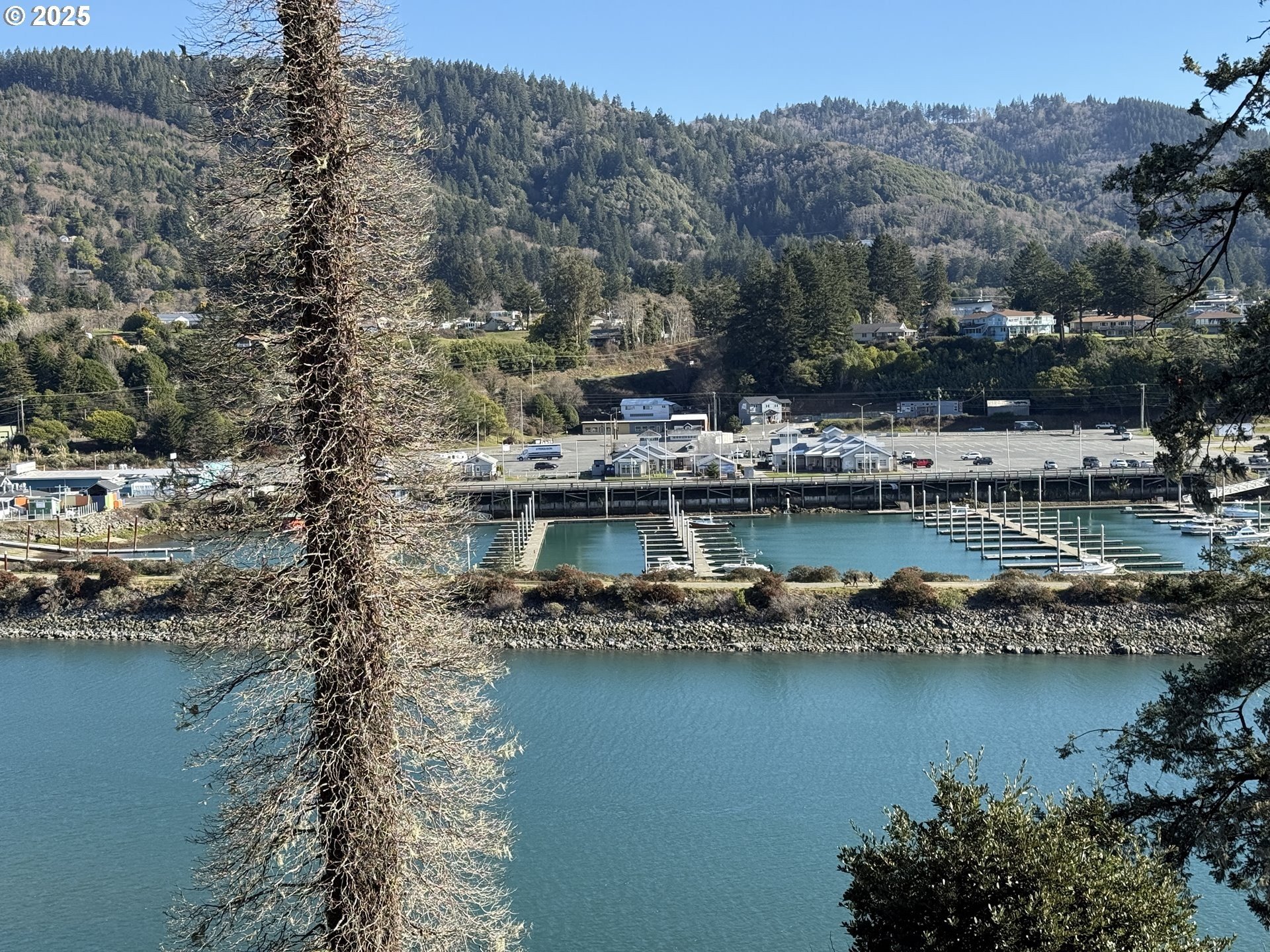 Brookings, Oregon, 97415, United States, 3 Bedrooms Bedrooms, ,2 BathroomsBathrooms,Residential,For Sale,1978372