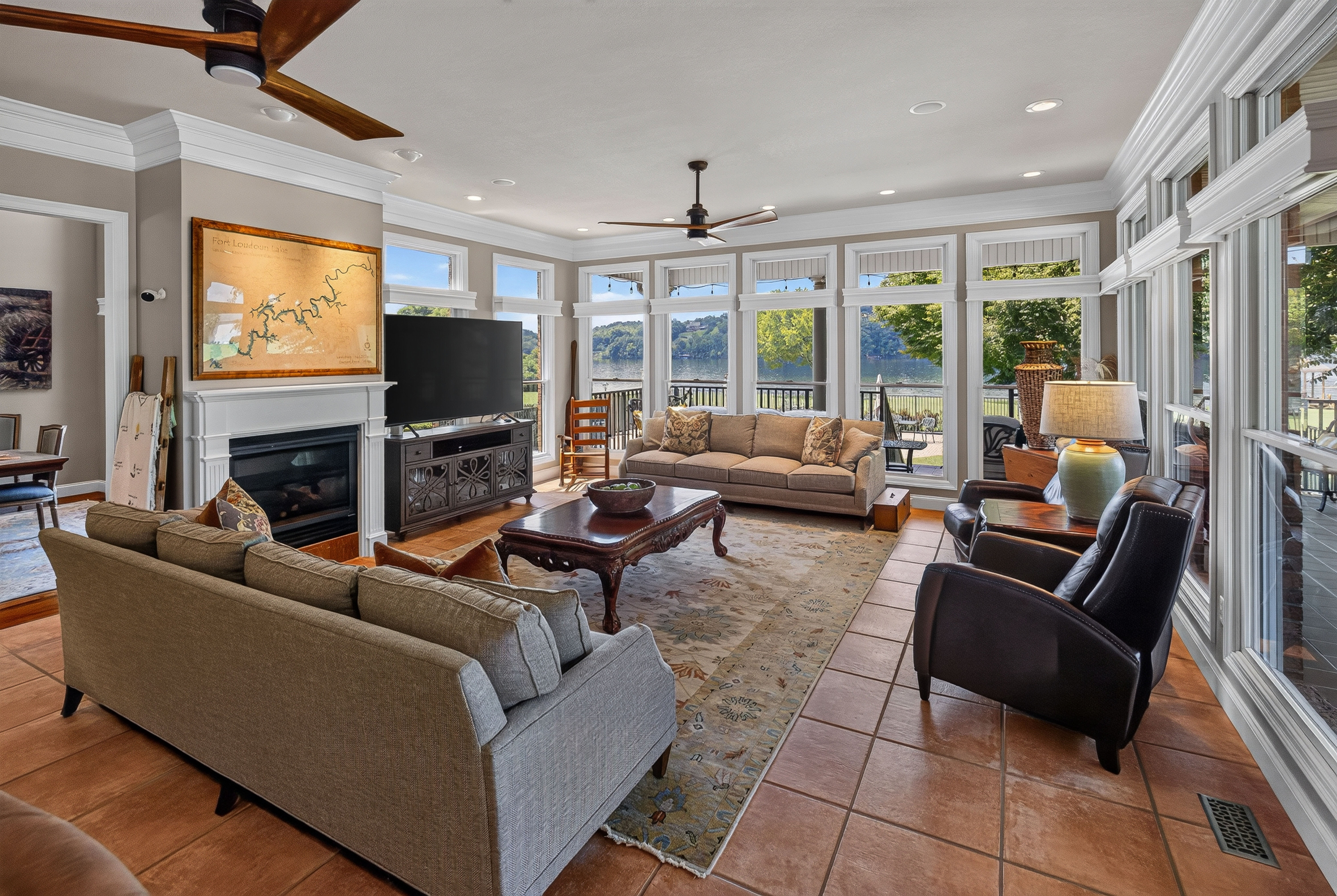  4262 Lake Meadow Way, Louisville, TN 37777 - 物件實景
