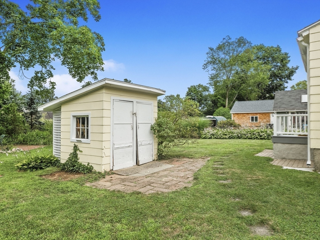 Concord, Massachusetts, 01742, United States, 3 Bedrooms Bedrooms, ,1 BathroomBathrooms,Residential,For Sale,1896713