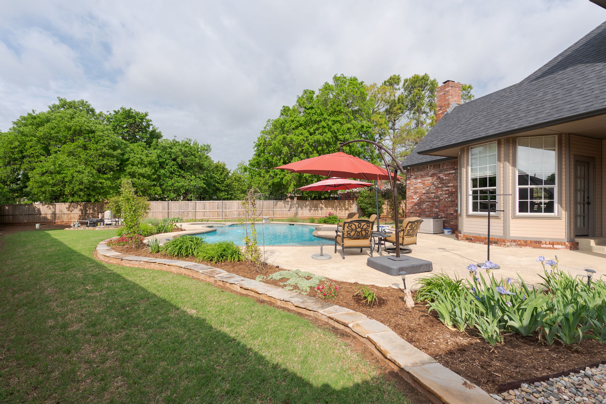  13909 Plantation Way, Edmond, OK 73013 - 物件實景