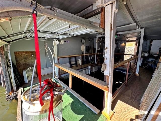 Hulbert, Oklahoma, 74441, United States, 3 Bedrooms Bedrooms, ,2 BathroomsBathrooms,Residential,For Sale,1976357