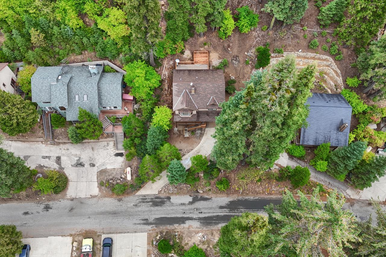 Yosemite, California, 95389, United States, 4 Bedrooms Bedrooms, ,2 BathroomsBathrooms,Residential,For Sale,1980100