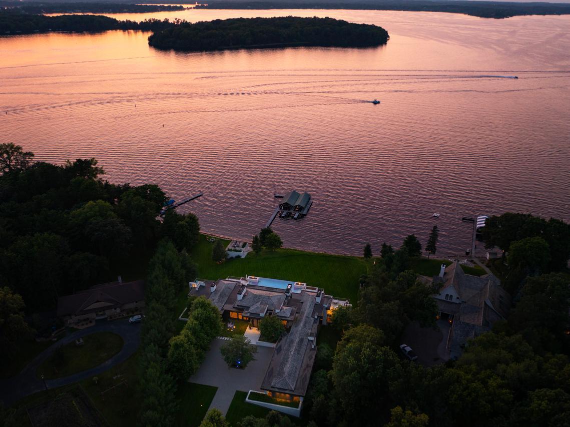 Deephaven, Minnesota, 55331, United States, 5 Bedrooms Bedrooms, ,4 BathroomsBathrooms,Residential,For Sale,1918769