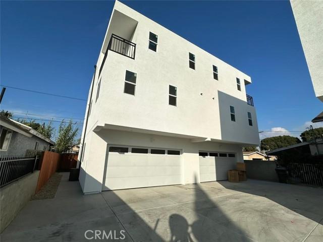 Los Angeles, California, 90001, United States, ,Residential,For Sale,1976329