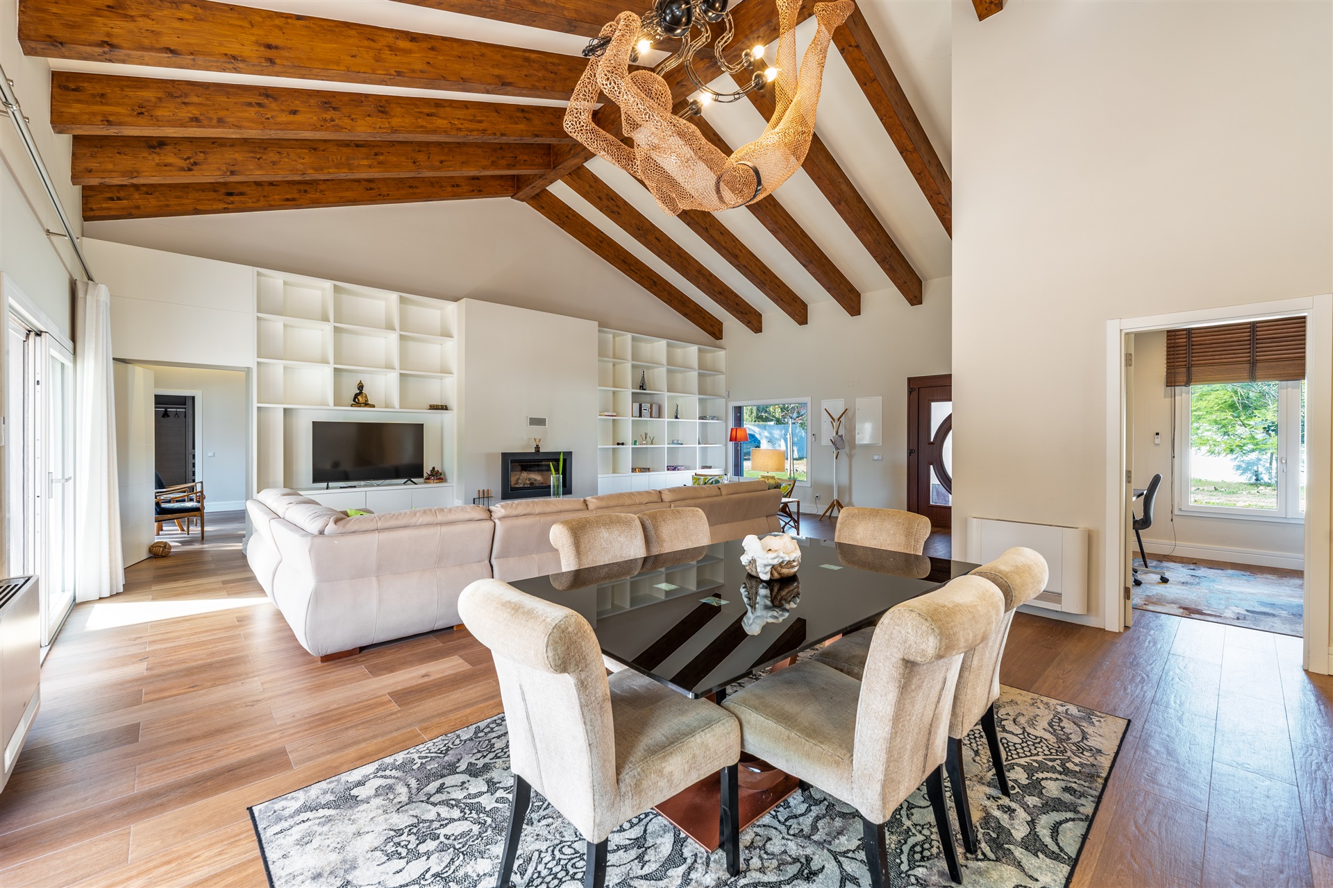  Country Estate, 8 bedrooms, for Sale - 物件實景