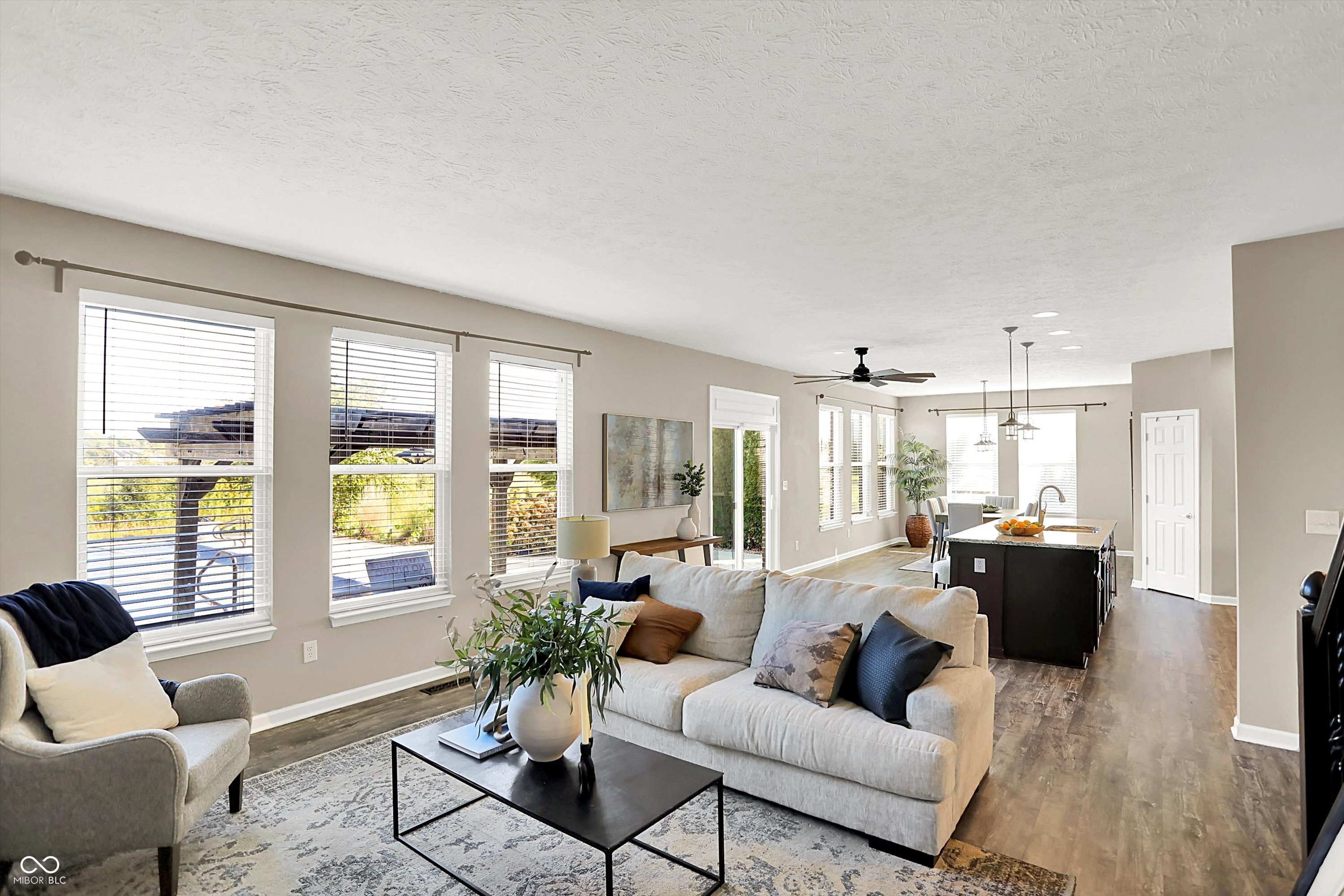 Bargersville, Indiana, 46106, United States, 5 Bedrooms Bedrooms, ,4 BathroomsBathrooms,Residential,For Sale,1975044