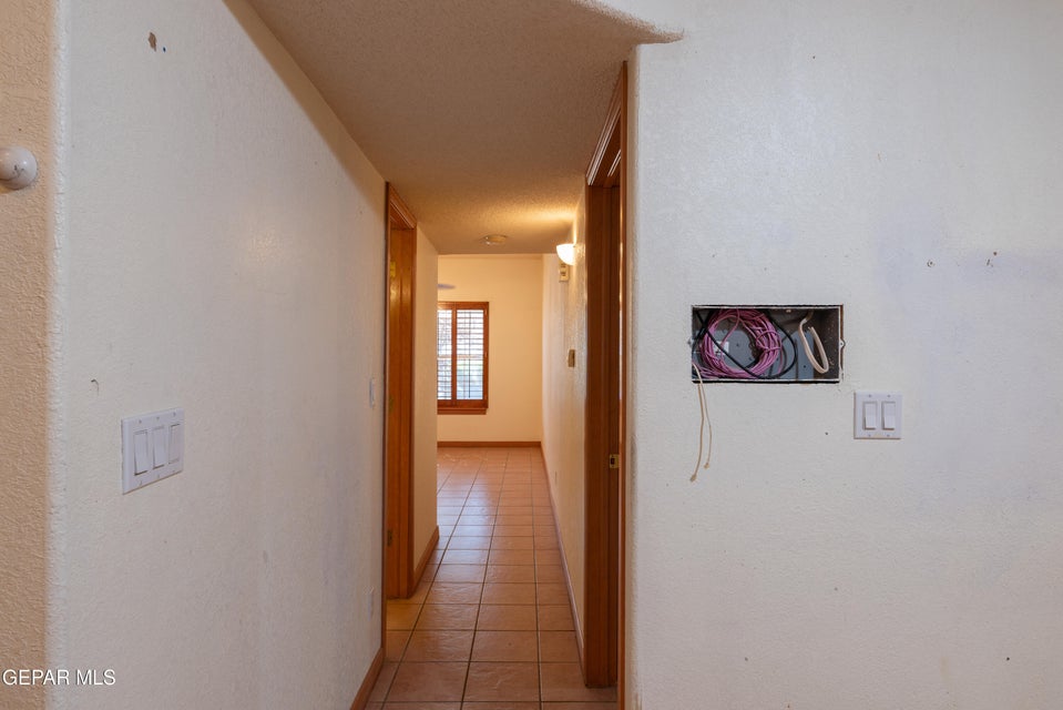 El Paso, Texas, 79934, United States, 4 Bedrooms Bedrooms, ,4 BathroomsBathrooms,Residential,For Sale,1978483