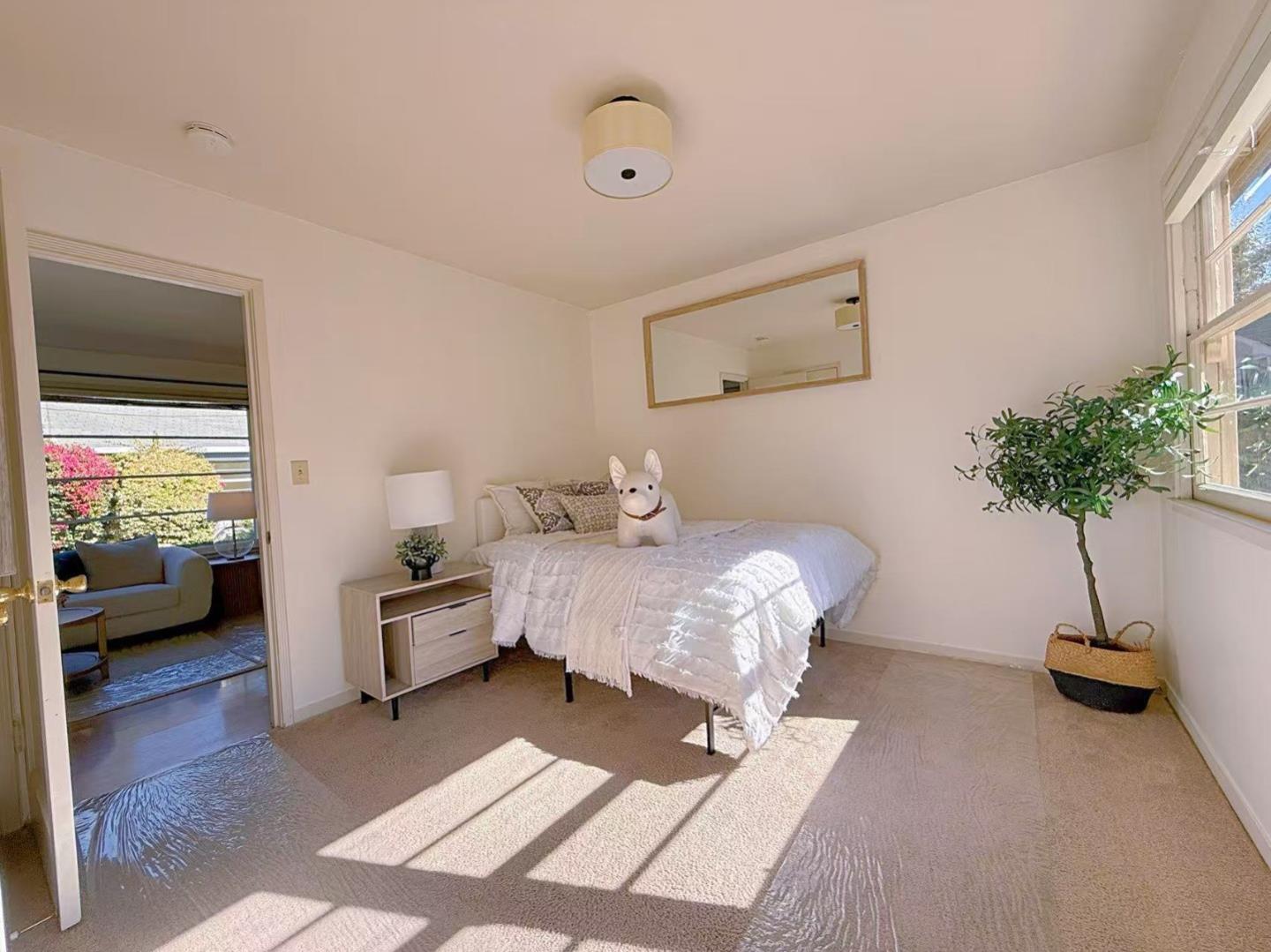 Palo Alto, California, 94303, United States, 4 Bedrooms Bedrooms, ,2 BathroomsBathrooms,Residential,For Sale,1984976