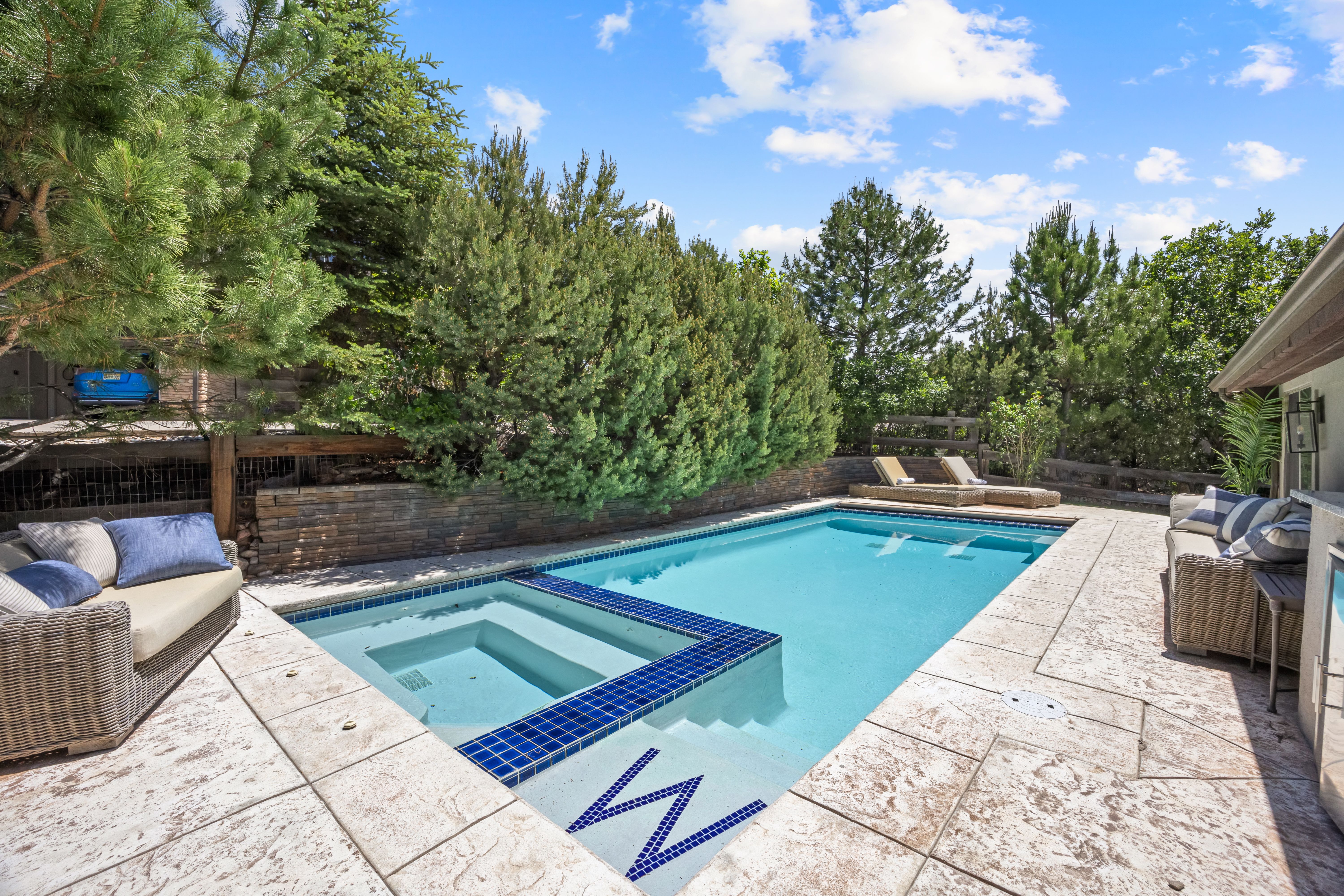  Outdoor Oasis Delivers an Unparalleled Lifestyle - 物件實景