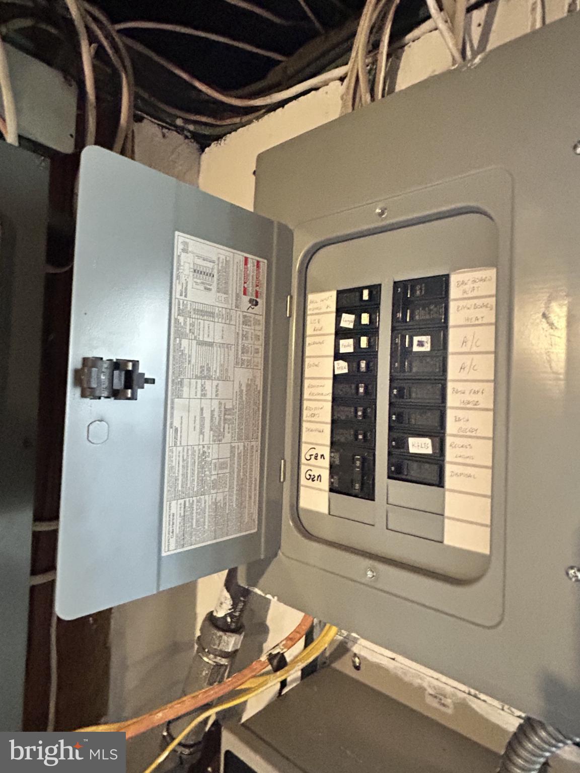 Beltsville, Maryland, 20705, United States, 3 Bedrooms Bedrooms, ,2 BathroomsBathrooms,Residential,For Sale,1987066