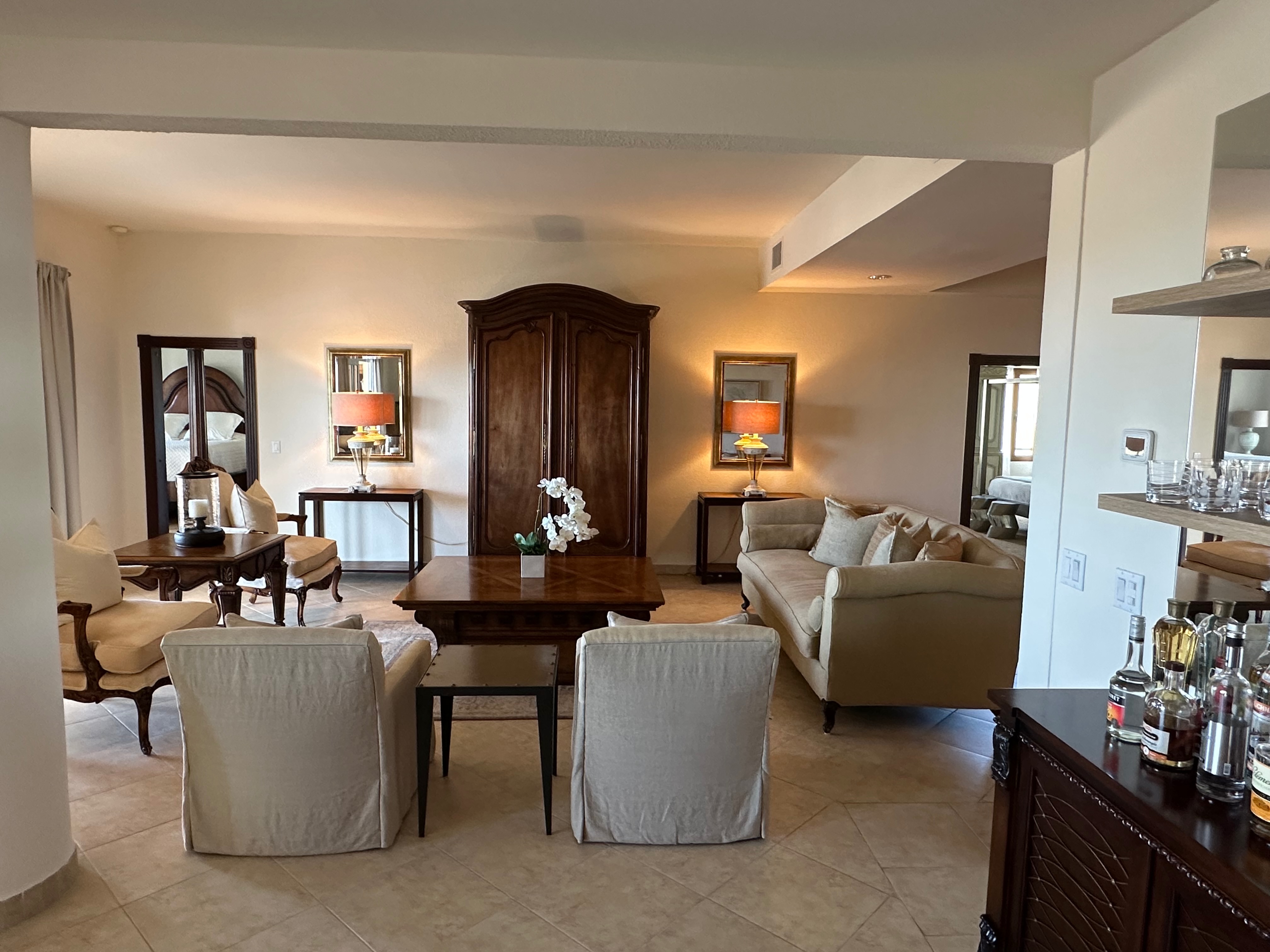  4 Bedroom Sea View Condo Porto Cupecoy - 物件實景