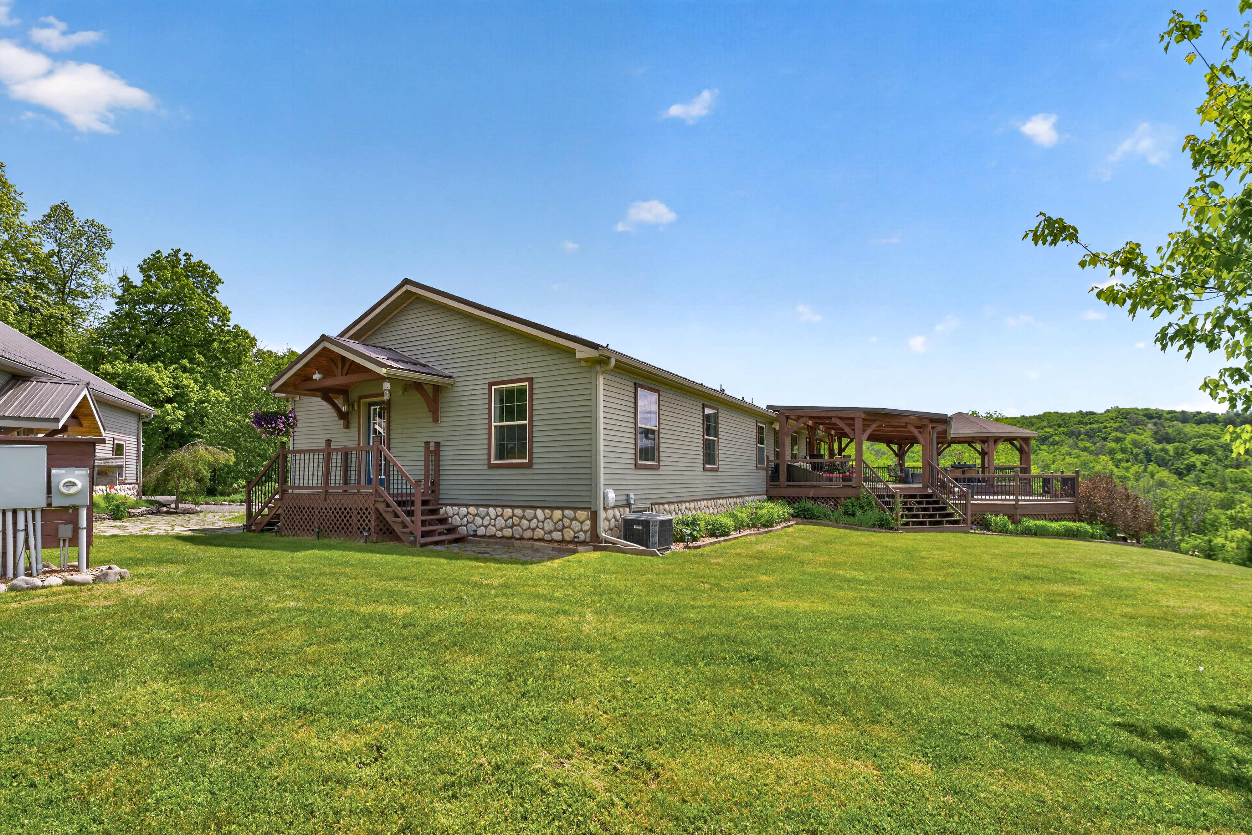  Scenic Southern Tier Hilltop Retreat - 物件實景