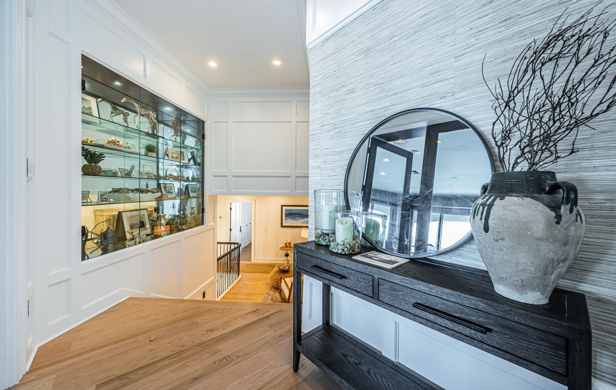 St Petersburg, Florida, 33707, United States, 5 Bedrooms Bedrooms, ,5 BathroomsBathrooms,Residential,For Sale,2007772