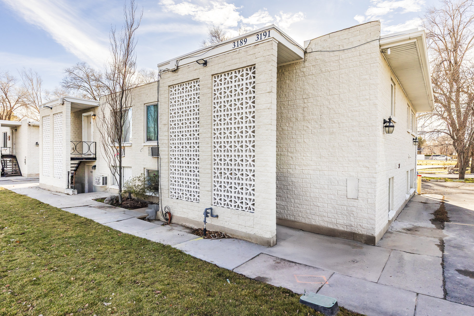  Well-Maintained Four-Unit Property with Exceptional Investment Potential - 物件實景