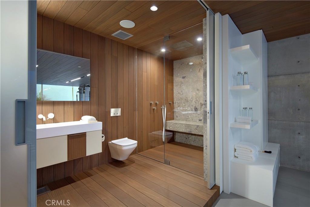 Laguna Beach, California, 92651, United States, 4 Bedrooms Bedrooms, ,6 BathroomsBathrooms,Residential,For Sale,1988252