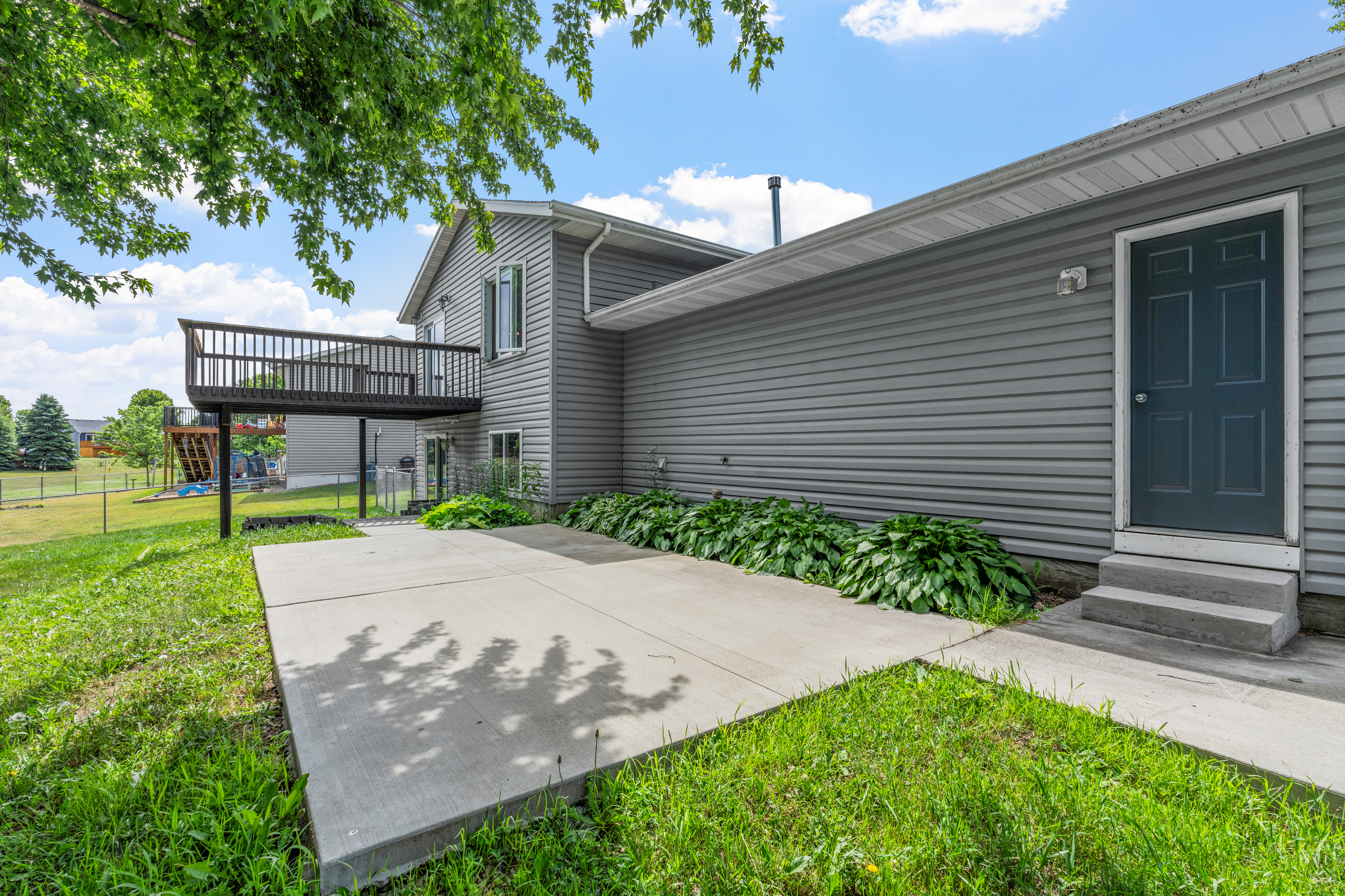  Thoughtfully Maintained Living with Modern Style and Ease - 物件實景