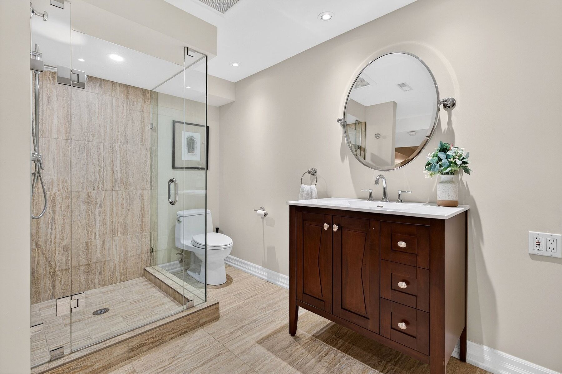  Aldershot Lakeside Elegance - 物件實景