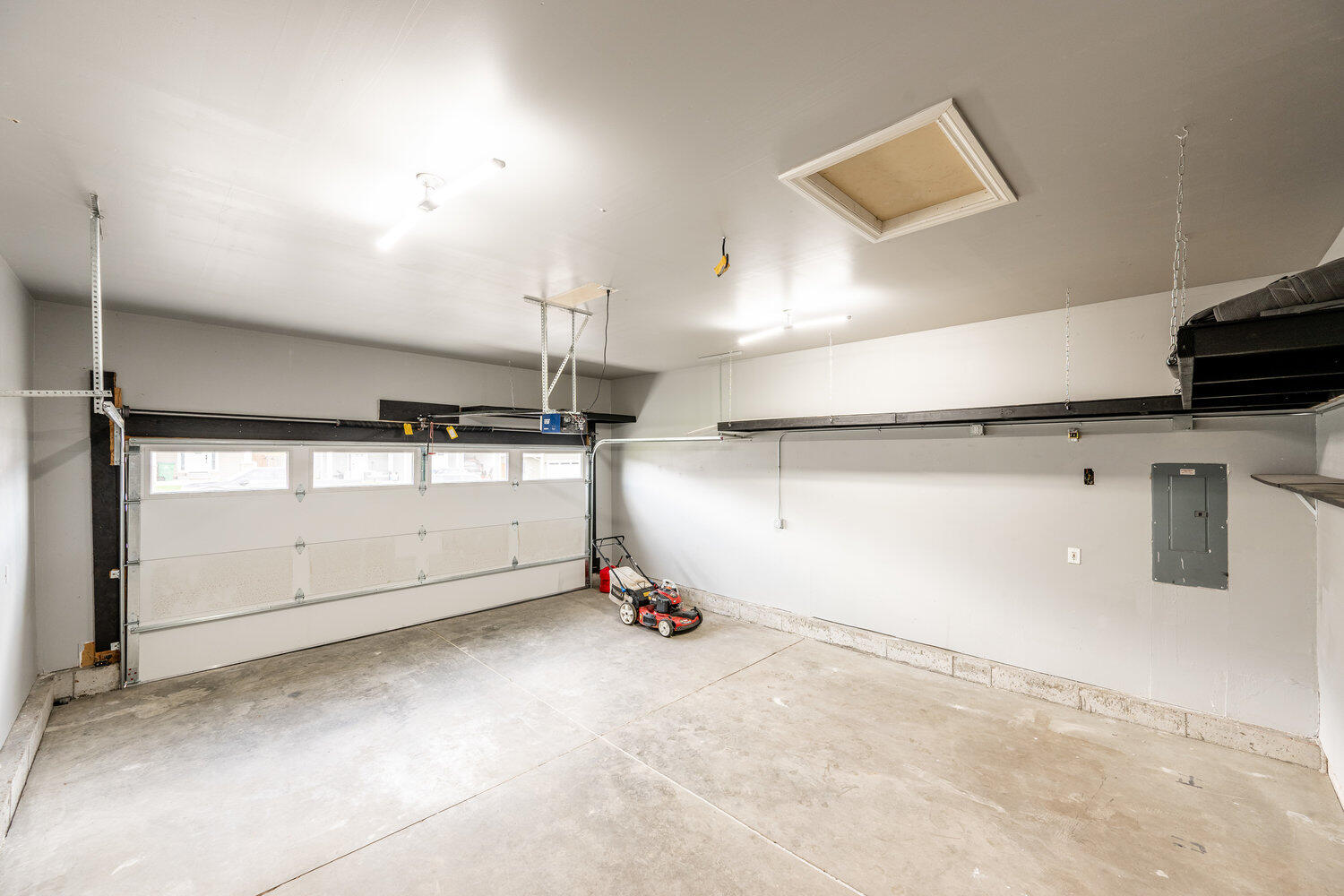 Sheridan, Wyoming, 82801, United States, 3 Bedrooms Bedrooms, ,3 BathroomsBathrooms,Residential,For Sale,1885814