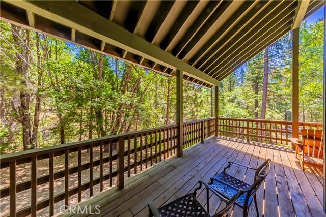 Yosemite, California, 95389, United States, 5 Bedrooms Bedrooms, ,4 BathroomsBathrooms,Residential,For Sale,1981132