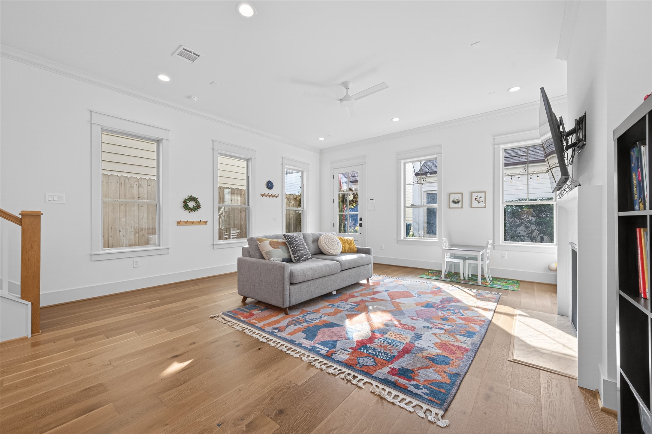  515 W 25th Street #1 - 物件實景