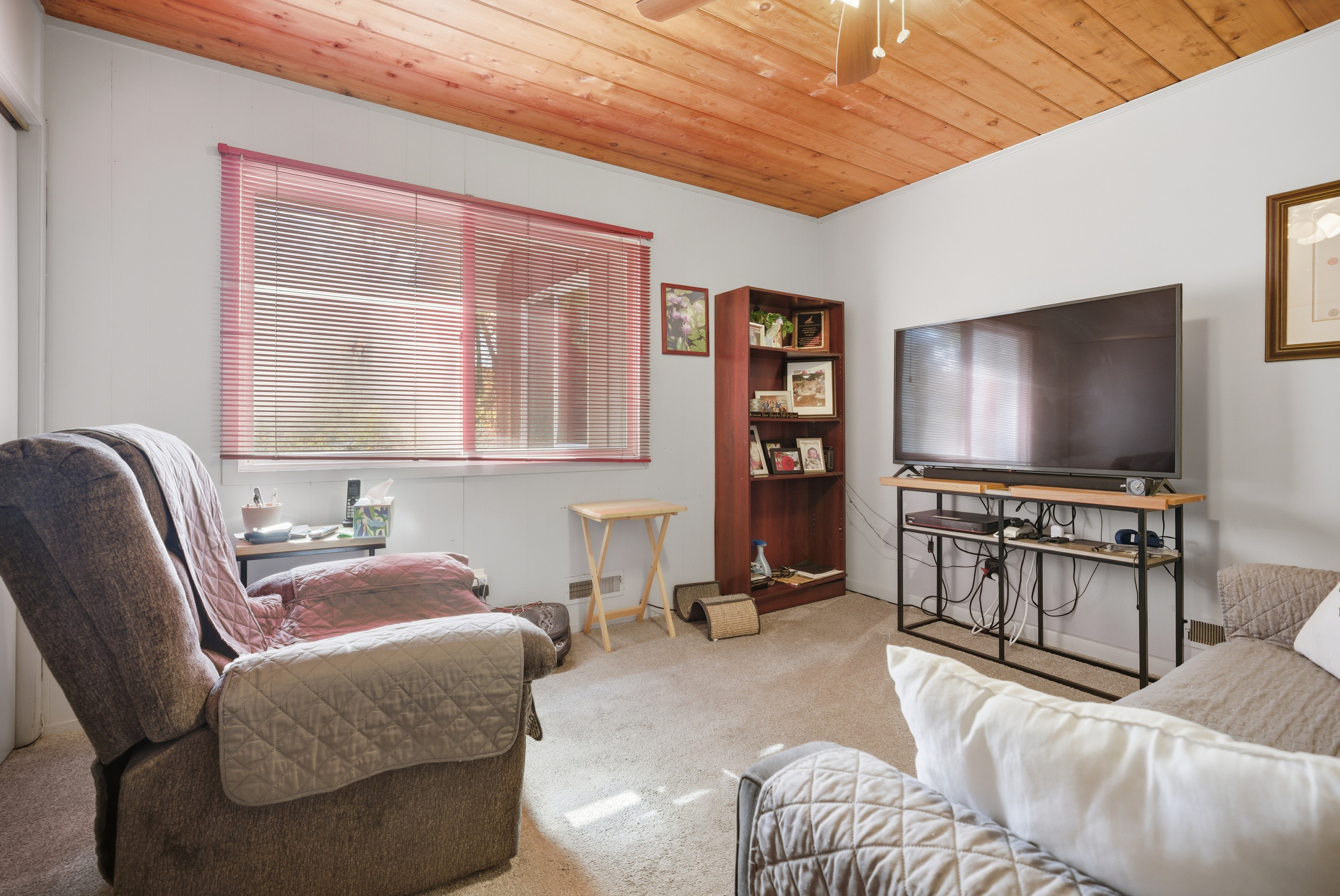 Danbury, Connecticut, 06810, United States, 4 Bedrooms Bedrooms, ,2 BathroomsBathrooms,Residential,For Sale,1988072