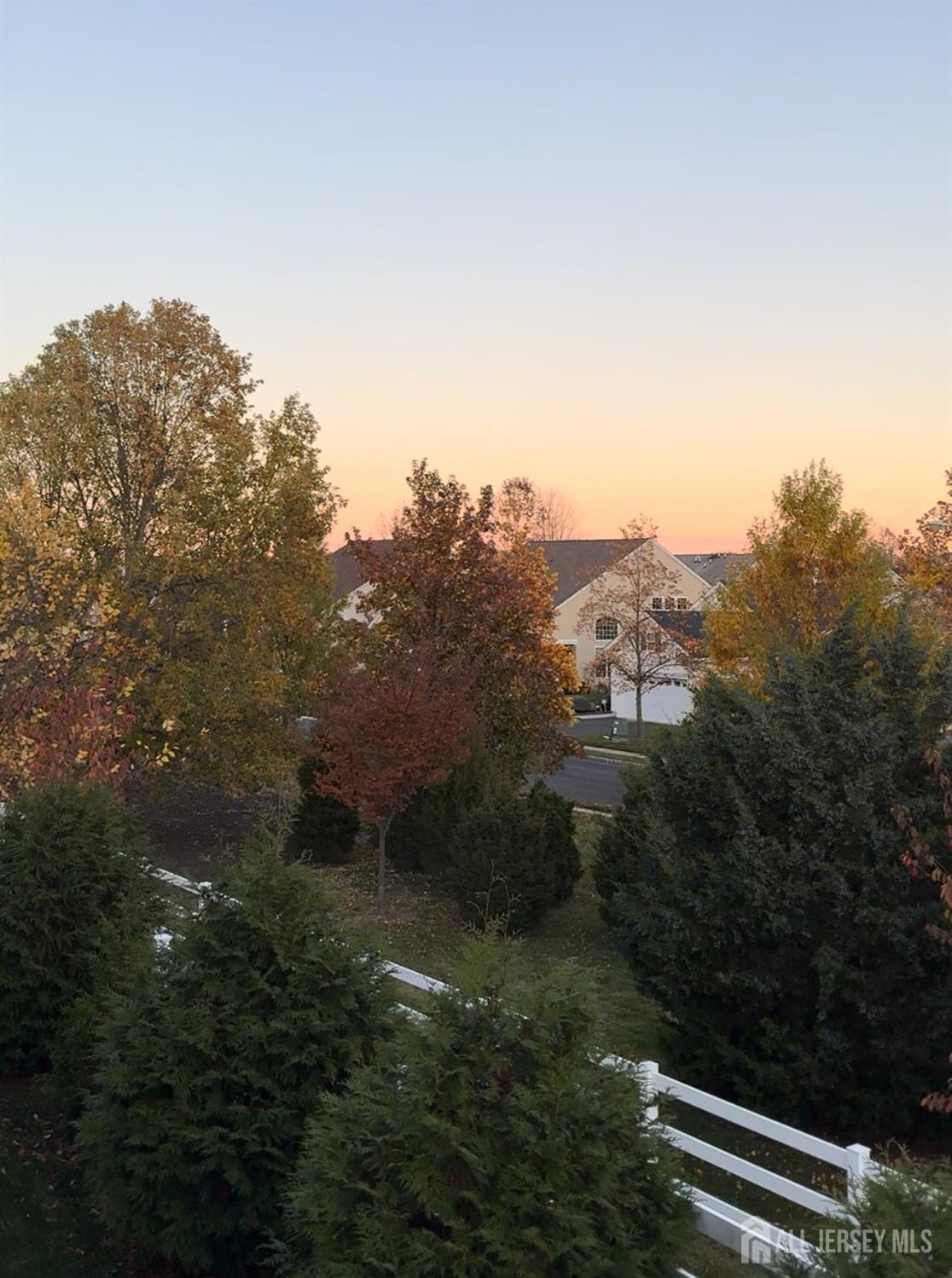 Sayreville, New Jersey, 08859, United States, 2 Bedrooms Bedrooms, ,3 BathroomsBathrooms,Residential,For Sale,1989684