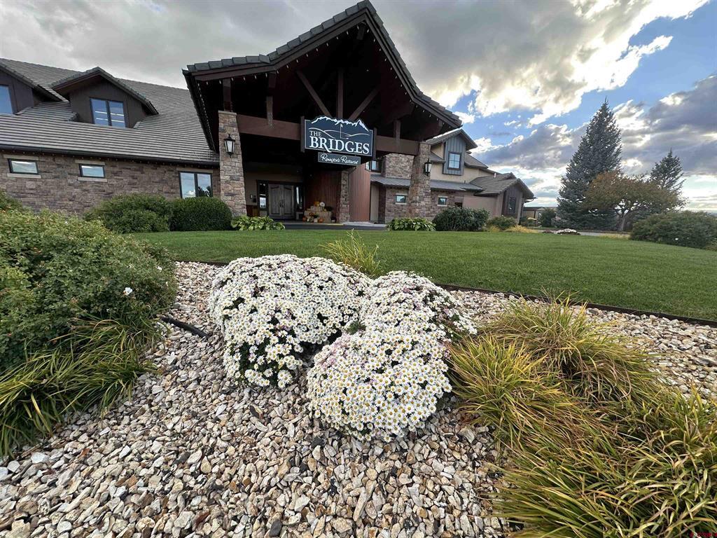 Montrose, Colorado, 81401, United States, 3 Bedrooms Bedrooms, ,2 BathroomsBathrooms,Residential,For Sale,1709571