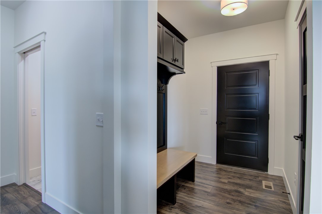 Chippewa Falls, Wisconsin, 54729, United States, 5 Bedrooms Bedrooms, ,3 BathroomsBathrooms,Residential,For Sale,1979363