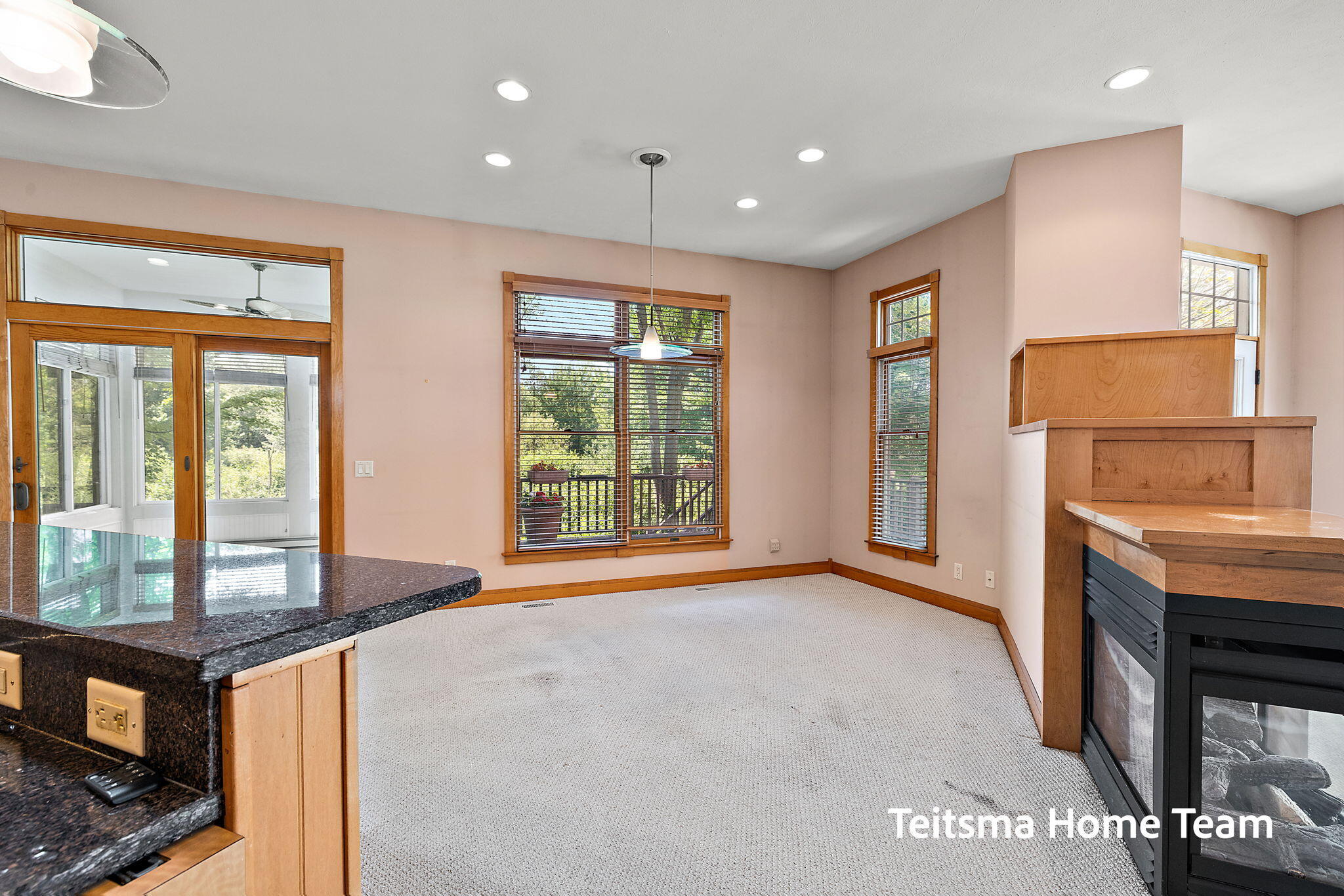 Spring Lake, Michigan, 49456, United States, 2 Bedrooms Bedrooms, ,3 BathroomsBathrooms,Residential,For Sale,1901119