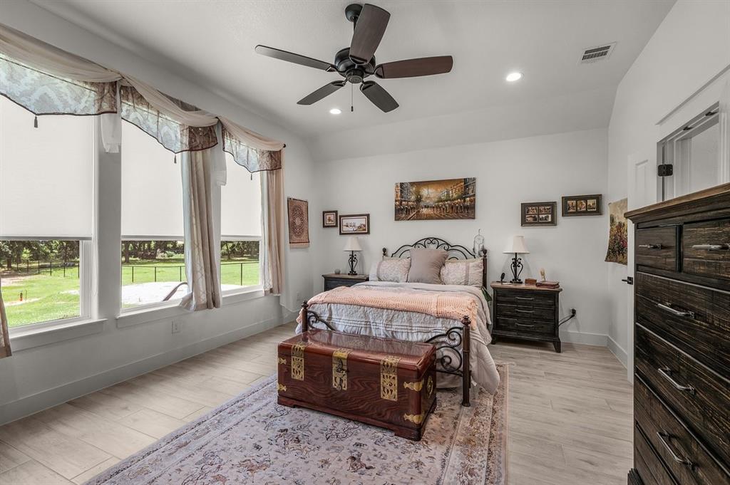 Springtown, Texas, 76082, United States, 3 Bedrooms Bedrooms, ,2 BathroomsBathrooms,Residential,For Sale,1943029
