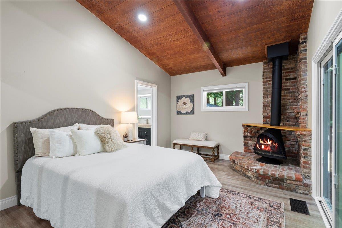 Los Gatos, California, 95033, United States, 3 Bedrooms Bedrooms, ,3 BathroomsBathrooms,Residential,For Sale,1905876