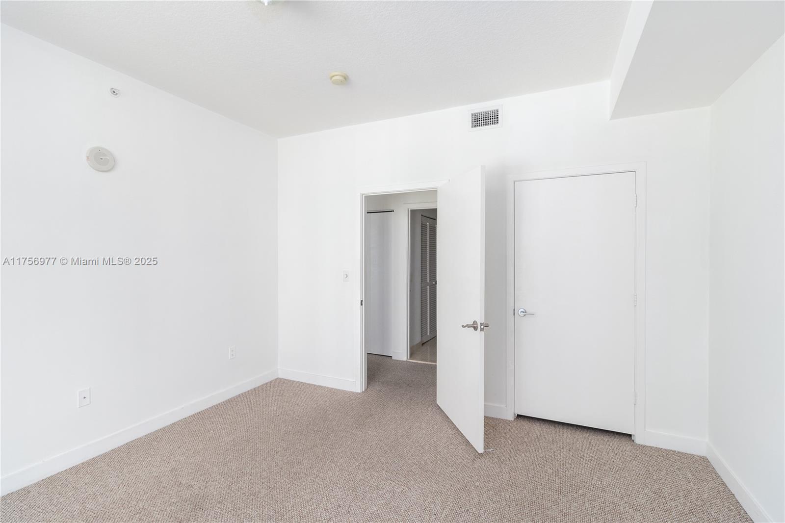 Miami, Florida, 33130, United States, 2 Bedrooms Bedrooms, ,2 BathroomsBathrooms,Residential,For Sale,1730211