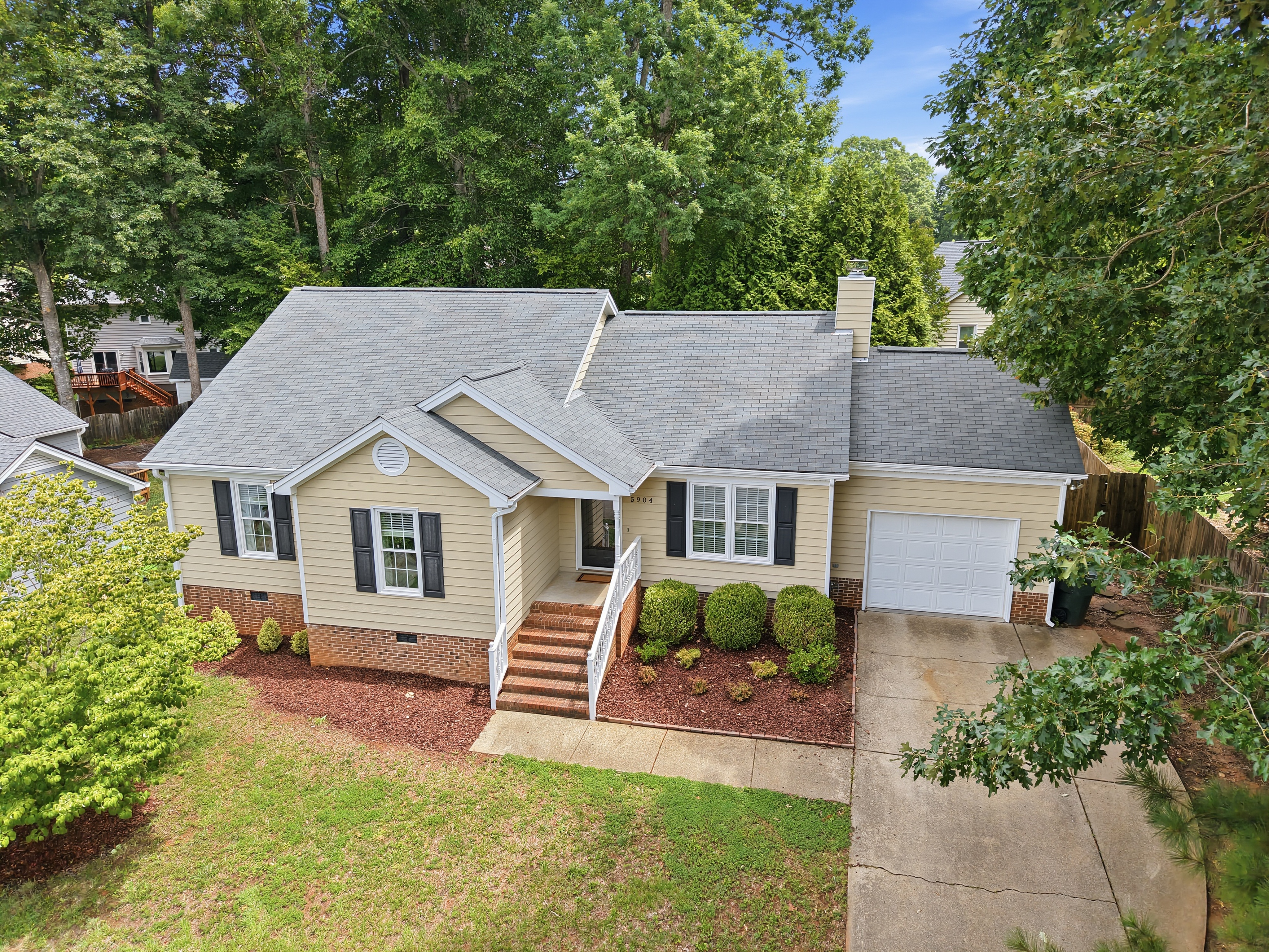  5904 Westborough Drive, Raleigh, NC 27612 - 物件實景