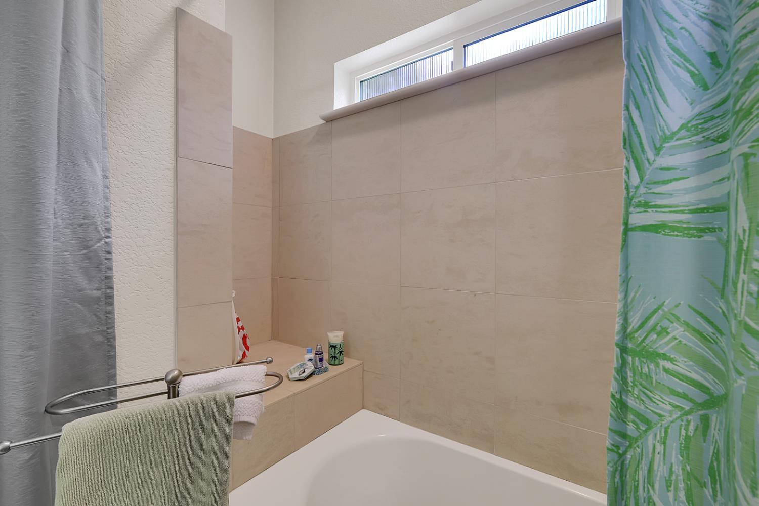 Browns Valley, California, 95918, United States, 5 Bedrooms Bedrooms, ,4 BathroomsBathrooms,Residential,For Sale,1980583