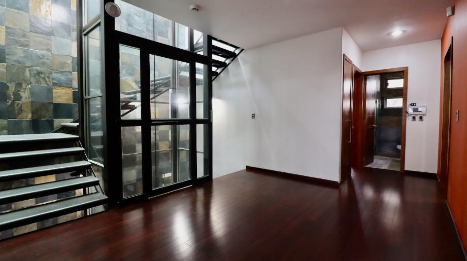 Morelia, Michoacán de Ocampo, 58290, Mexico, 4 Bedrooms Bedrooms, ,4 BathroomsBathrooms,Residential,For Sale,1941746