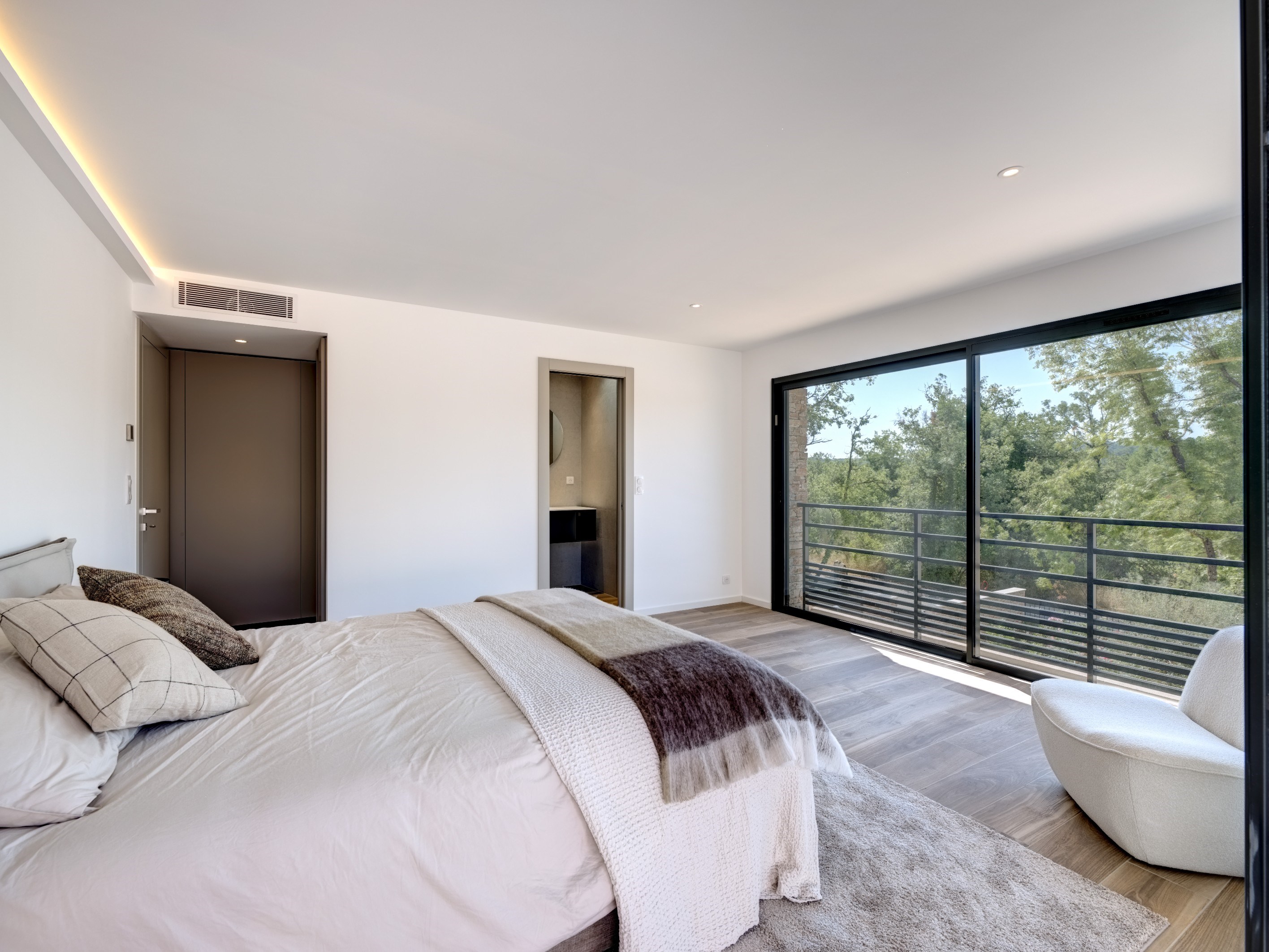  Tourrettes Terre Blanche villa 240 sqm golf estate pool furnished land 1866 sqm - 物件實景