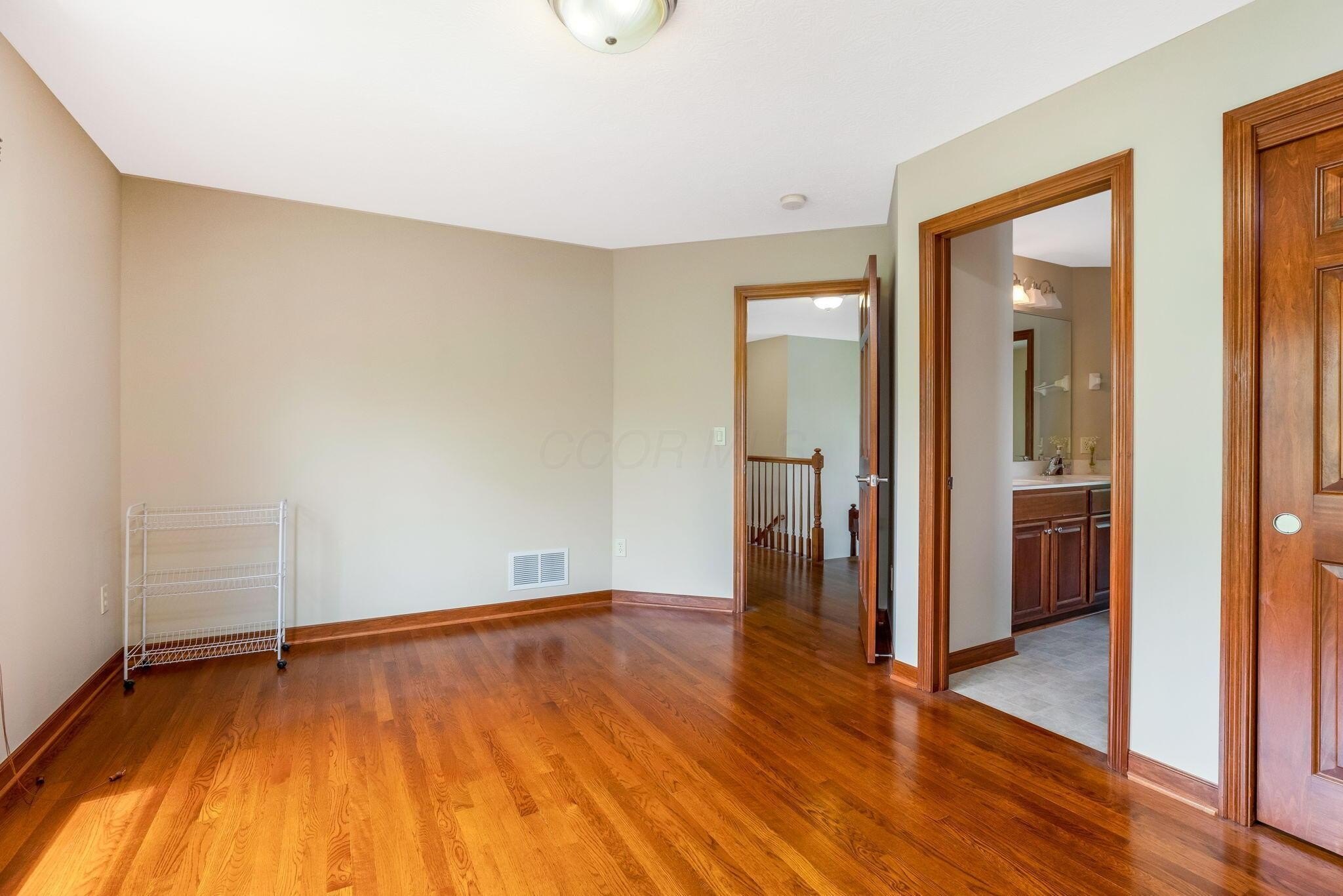 Blacklick, Ohio, 43004, United States, 4 Bedrooms Bedrooms, ,4 BathroomsBathrooms,Residential,For Sale,1860934