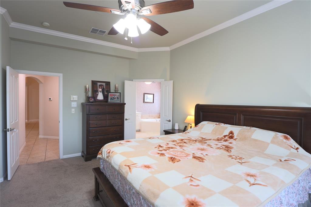 Euless, Texas, 76039, United States, 4 Bedrooms Bedrooms, ,3 BathroomsBathrooms,Residential,For Sale,2033775