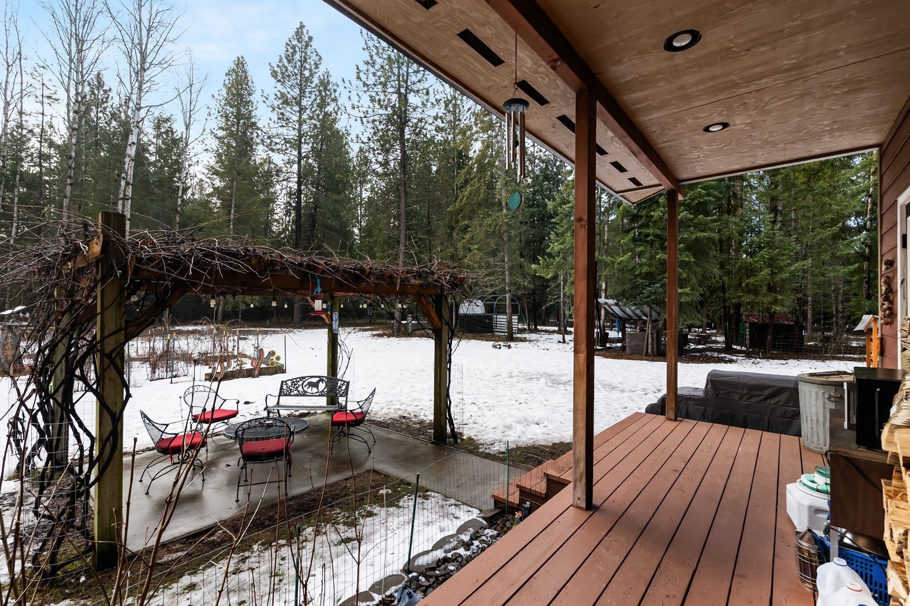  Charming Country Home on 10 Acres - 物件實景