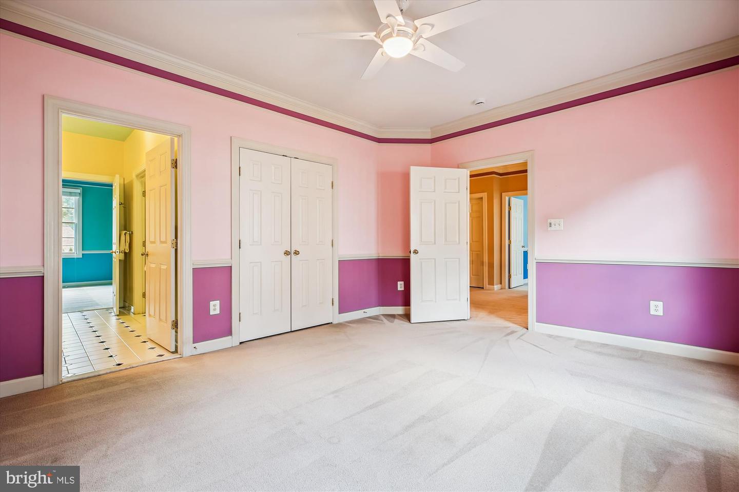 Gaithersburg, Maryland, 20878, United States, 5 Bedrooms Bedrooms, ,5 BathroomsBathrooms,Residential,For Sale,1907649
