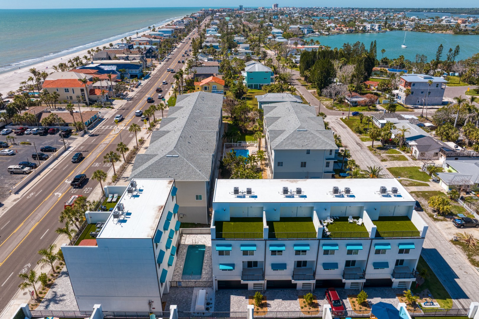 Madeira Beach, Florida, 33708, United States, 5 Bedrooms Bedrooms, ,4 BathroomsBathrooms,Residential,For Sale,1810583
