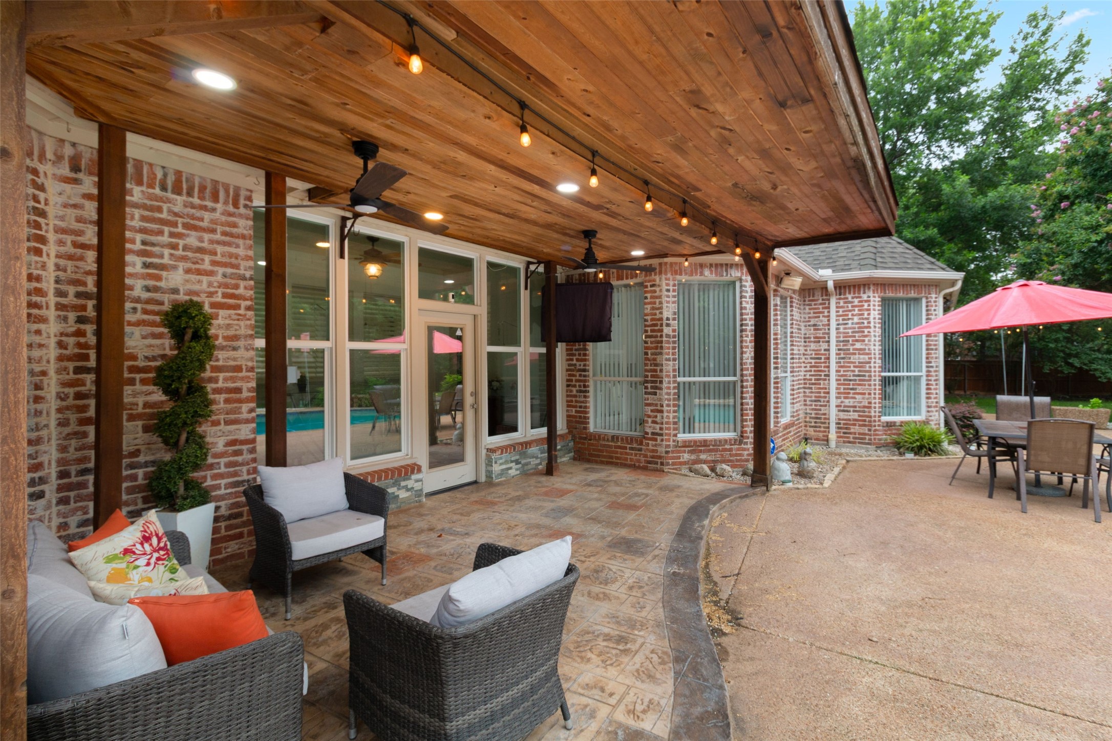 Southlake, Texas, 76092, United States, 5 Bedrooms Bedrooms, ,5 BathroomsBathrooms,Residential,For Sale,1898748